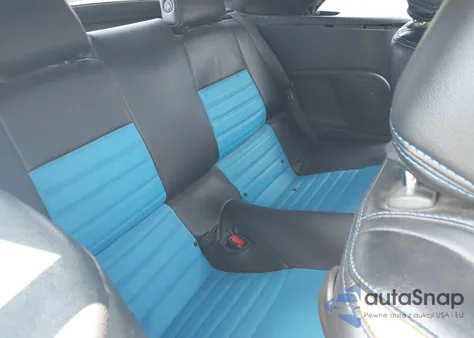 2013 Ford Mustang V6 из США, поврежденный, VIN 1ZVBP8EM8D5237355